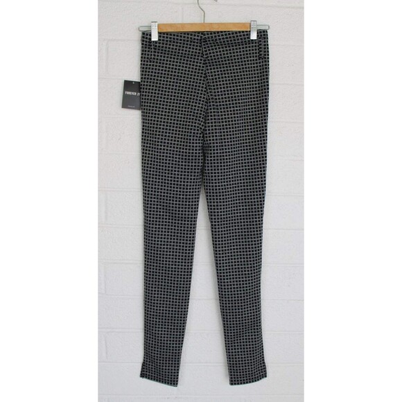 NWT Forever 21 Small Black White Graph Check Stretch Leggings - Picture 1 of 5